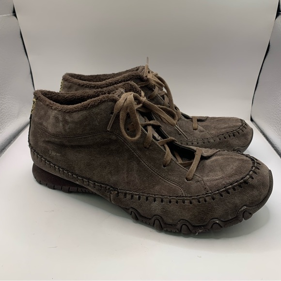 skechers women's bikers totem pole chukka boot